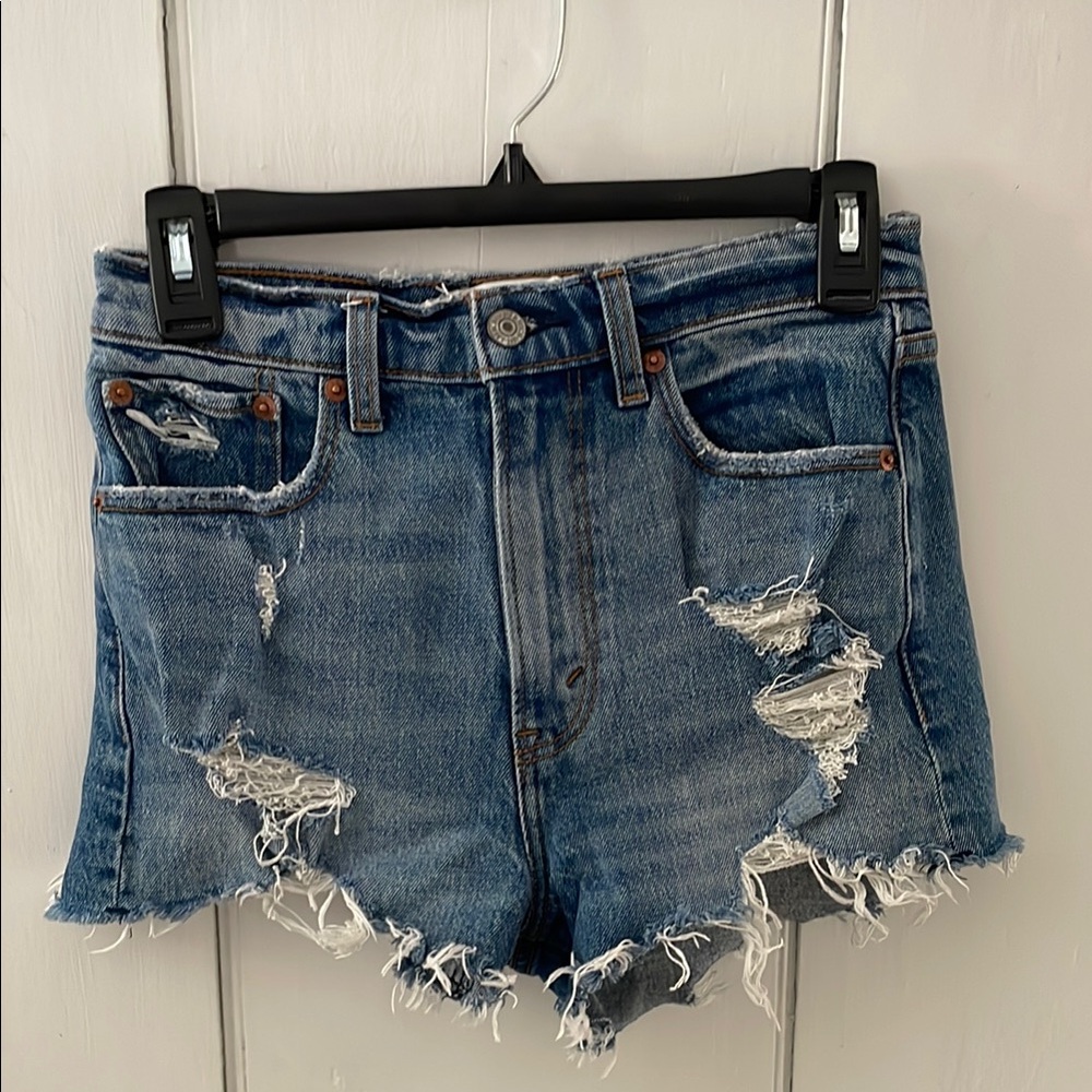 The Mom Short High Rise by Abercrombie & Fitch